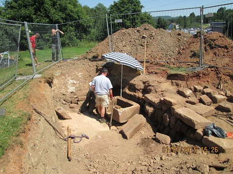 Bild "Kirchberggrabung_010715_06_skal.jpg"